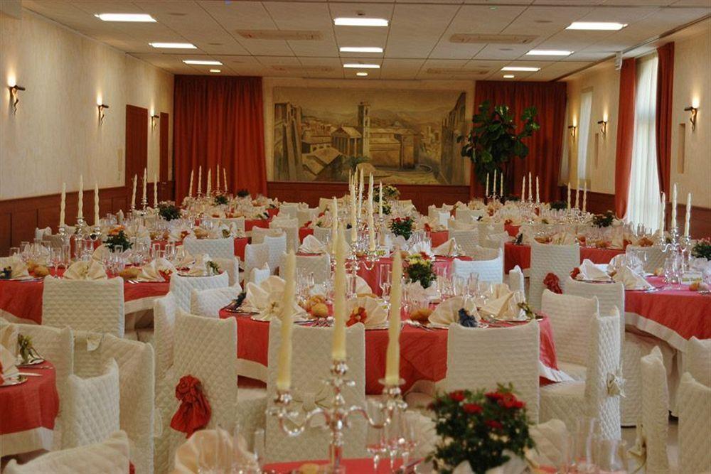 Hotel I Duchi Camerino Luaran gambar