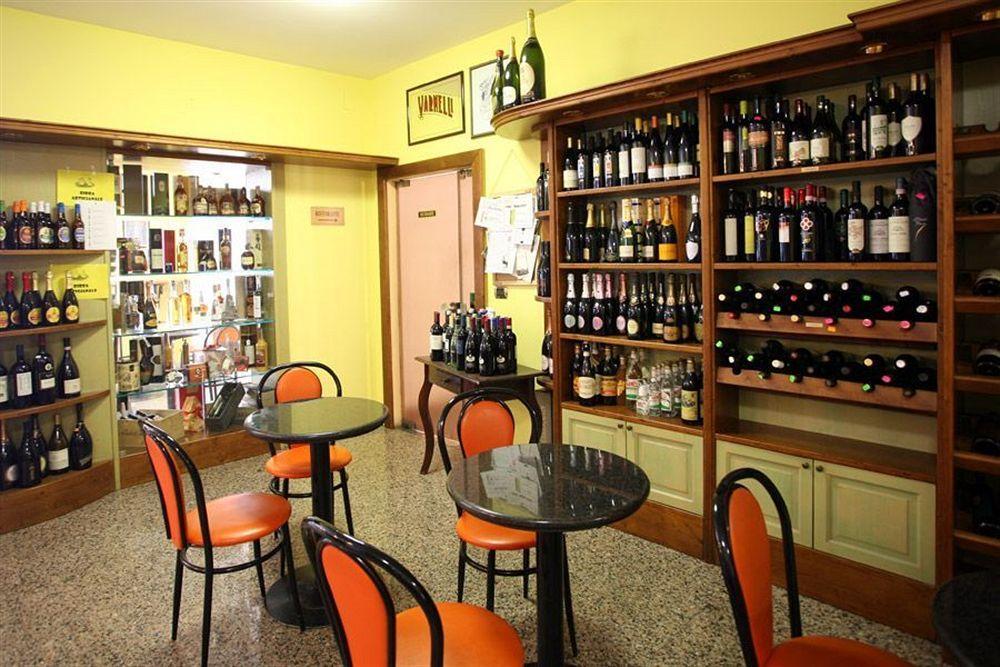 Hotel I Duchi Camerino Luaran gambar