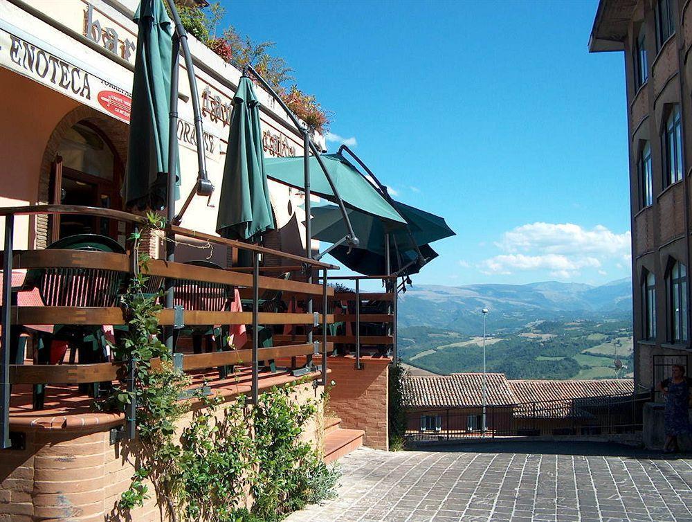 Hotel I Duchi Camerino Luaran gambar